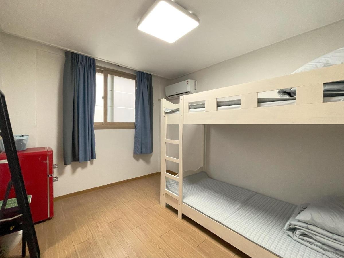 Inhere Guesthouse Кёнджу Экстерьер фото